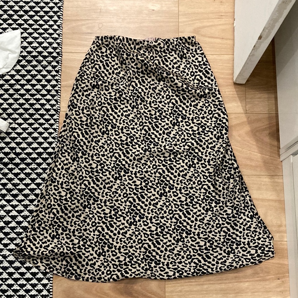 Leopard skirt- super cute!